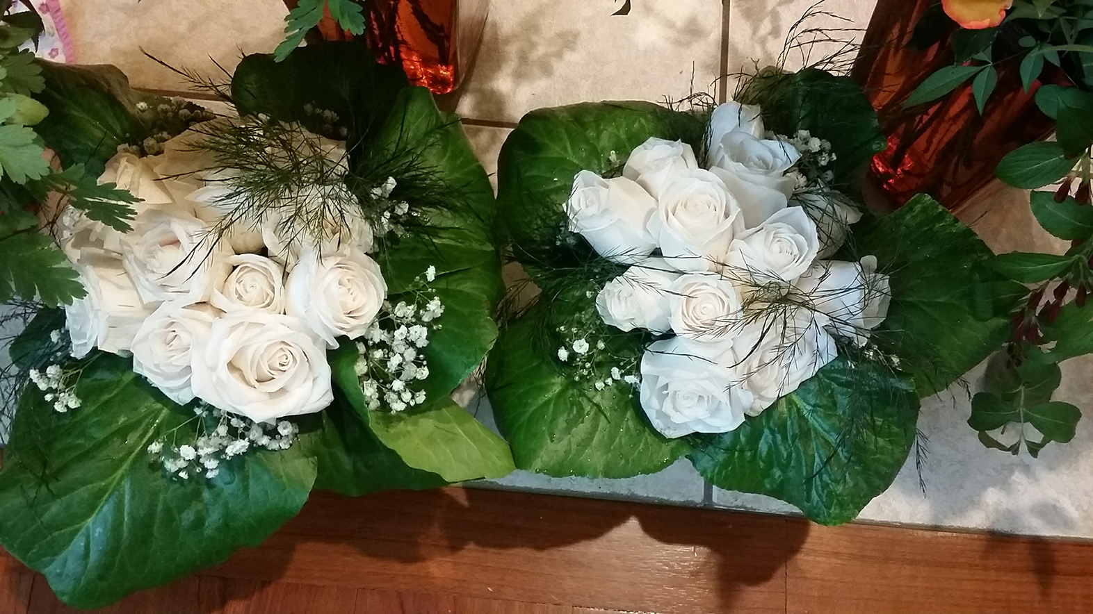 White Roses, Baby’s Breath (Gypsophila), Asparagus Fern, Bergenia